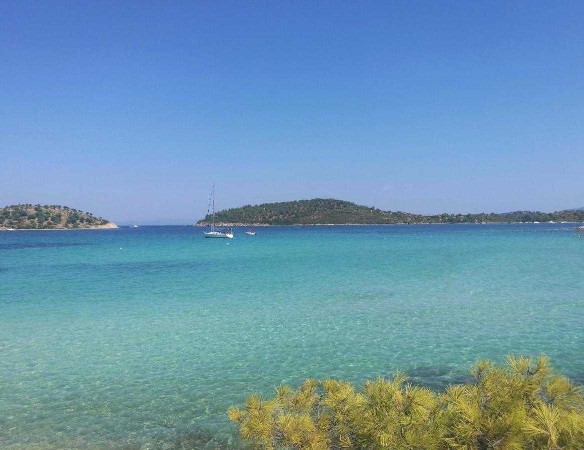 To Helidoni & Gardens Nikiti (Sithonia)